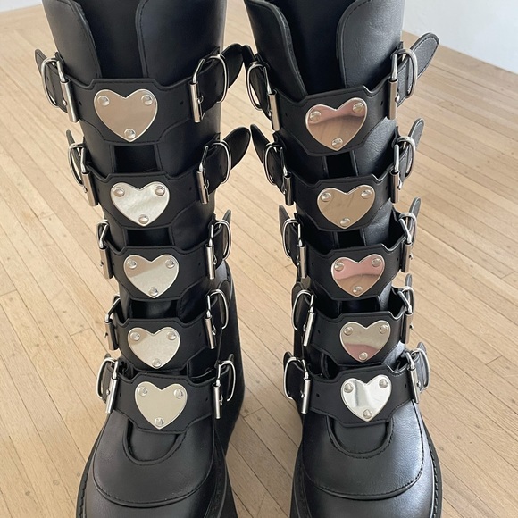 Sold!! - Picture 3 of 7